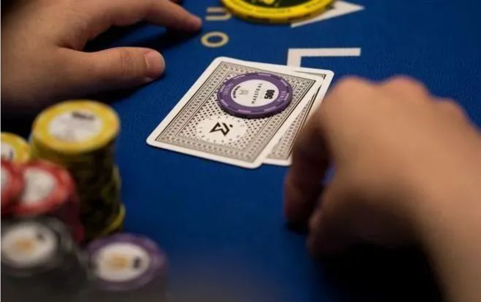 德州扑克EDC：策略与技巧全解析